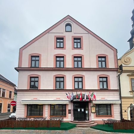 Hotel Bravo Ceska Trebova Exterior foto