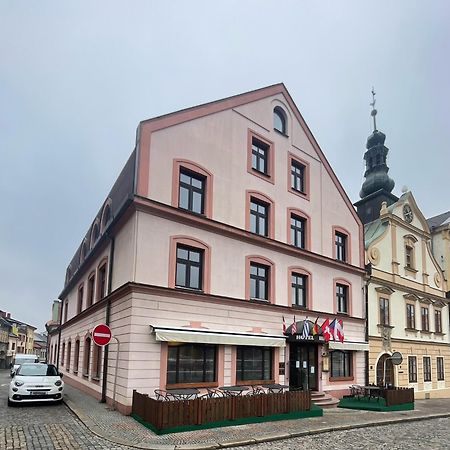 Hotel Bravo Ceska Trebova Exterior foto